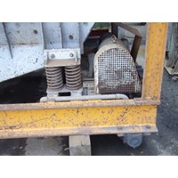 Couloir vibrant pour chargement de four, JÖST